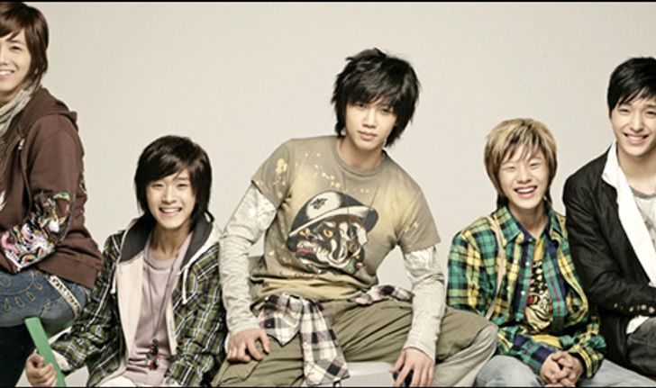 FT Island 5 หนุ่มจากเกาหลี กับคอนเสิร์ตเต็มรูปแบบในไทย