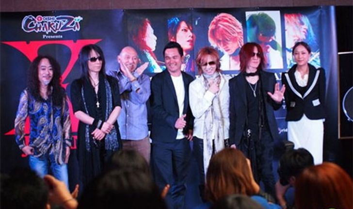 X Japan ไม่หวั่นน้ำท่วมกรุงเทพฯ บินเปิดคอนเสิร์ต