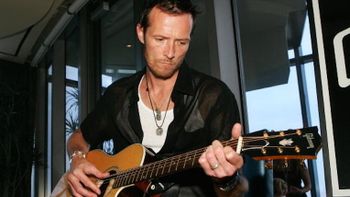 รวมผลงานของ Scott Weiland นักร้องนำวง Stone Temple Pilot ที่เสียชีวิตปริศนา