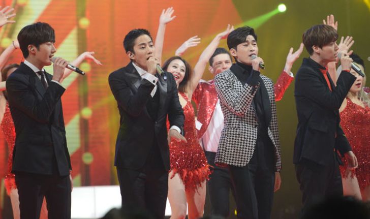ไมค์ พิรัชต์-อันแจยอน-จุงอิลวู และจางฮั่น ร้องเพลงฉลองตรุษจีนงาน Spring Festival Gala 2016