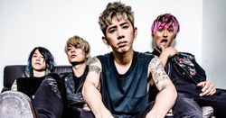 ONE OK ROCK เซ็นสัญญากับค่าย Fueled By Ramen แล้ว!