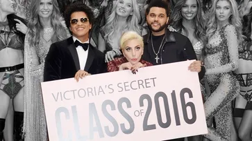 Lady Gaga, Bruno Mars, The Weeknd บนเวที Victoria’s Secret 2016