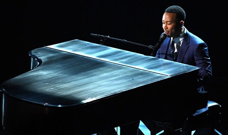 คนดูบ่น! John Legend แสดงสดเพลงประกอบ La La Land ในออสการ์ไม่ได้เรื่อง?