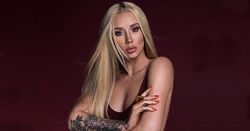 Iggy Azalea ชวน Anitta จัดเพลงเซ็กซี่ร้อนฉ่าใน "Switch"