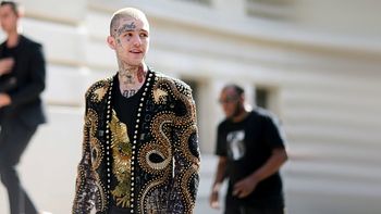 Lil Peep แร็ปเปอร์ดาวรุ่งชาวอเมริกัน เสียชีวิตด้วยวัย 21 ปี