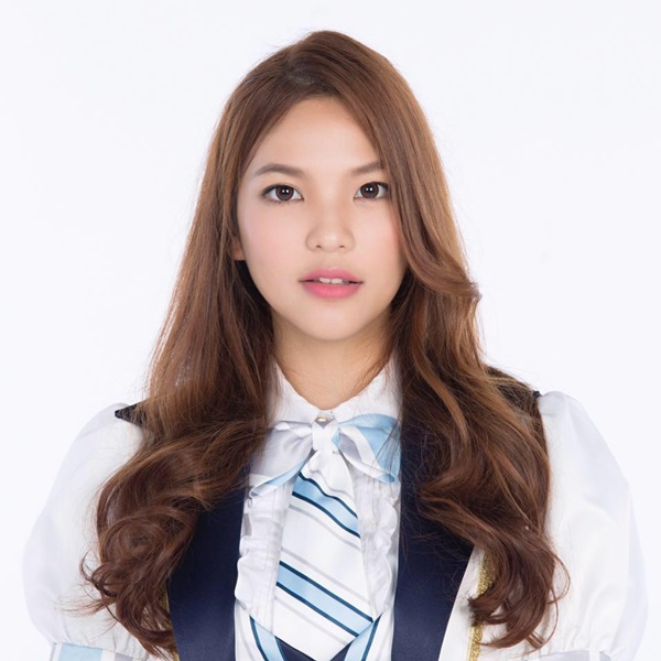 ผลการค้นหารูปภาพสำหรับ อร bnk48