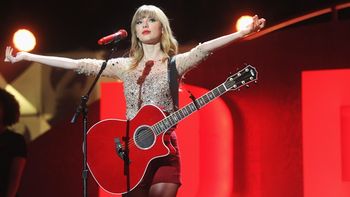 “Babe” เพลงหลุดโผจากอัลบั้ม Red ของ Taylor Swift ที่แฟนๆ ต่างร้องเสียดาย