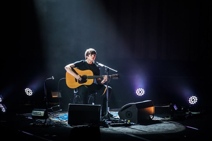 jakebuggliveinbangkok201_2