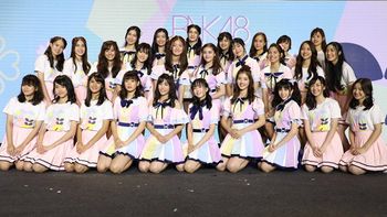 BNK48 เปิดตัวสมาชิกรุ่น 2 อย่างเป็นทางการ! พร้อมประกาศ 2 เพลงใหม่ของวง