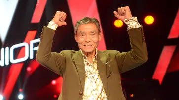 ย้อนเส้นทาง "เหน่ เสน่ห์" จากนักดนตรีสโมสรการไฟฟ้าสู่แชมป์ "The Voice Senior"