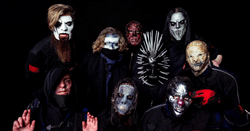 “Slipknot” เผยโฉมหน้ากากล่าสุดในเพลงใหม่ “Unsainted” แถมเผารูปปั้นหนึ่งในสมาชิก!