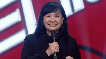 "รจ รจพร" ฉีกภาพอาจารย์เภสัชกร ร้องเพลงใน "The Voice Senior" จนโค้ชทั้ง 4 แย่ง