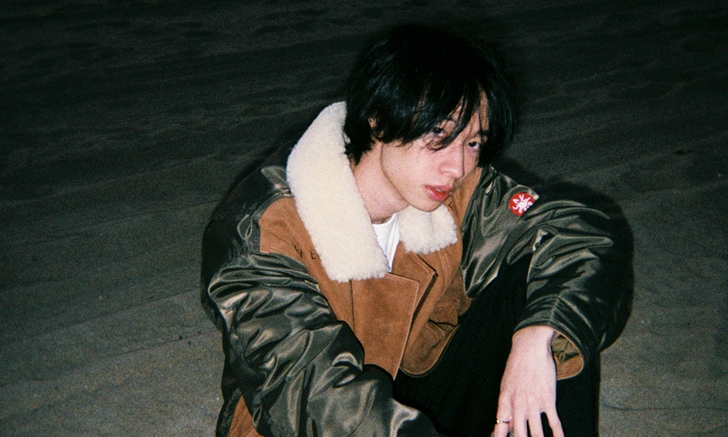 "keshi" ศิลปินคลื่นลูกใหม่วงการ lo-fi hip hop ส่งมินิอัลบั้ม “bandaids” ถูกใจ Gen Z