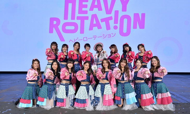 "BNK48" มาแล้ว! ปล่อยเอ็มวีเพลงใหม่ "Heavy Rotation" ทะลุล้านวิวอย่างรวดเร็ว