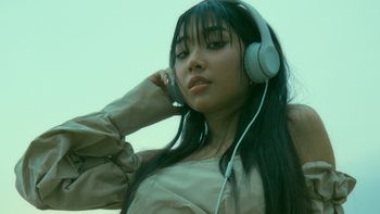 MILLI โกอินเตอร์ร่วมงานค่ายเพลงระดับโลก 88rising ในรีมิกซ์เพลง "The Weekend"