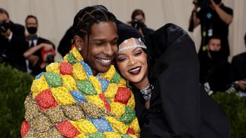 Rihanna ตั้งครรภ์กับแฟนหนุ่ม A$AP Rocky แฟนๆ แห่ให้กำลังใจ