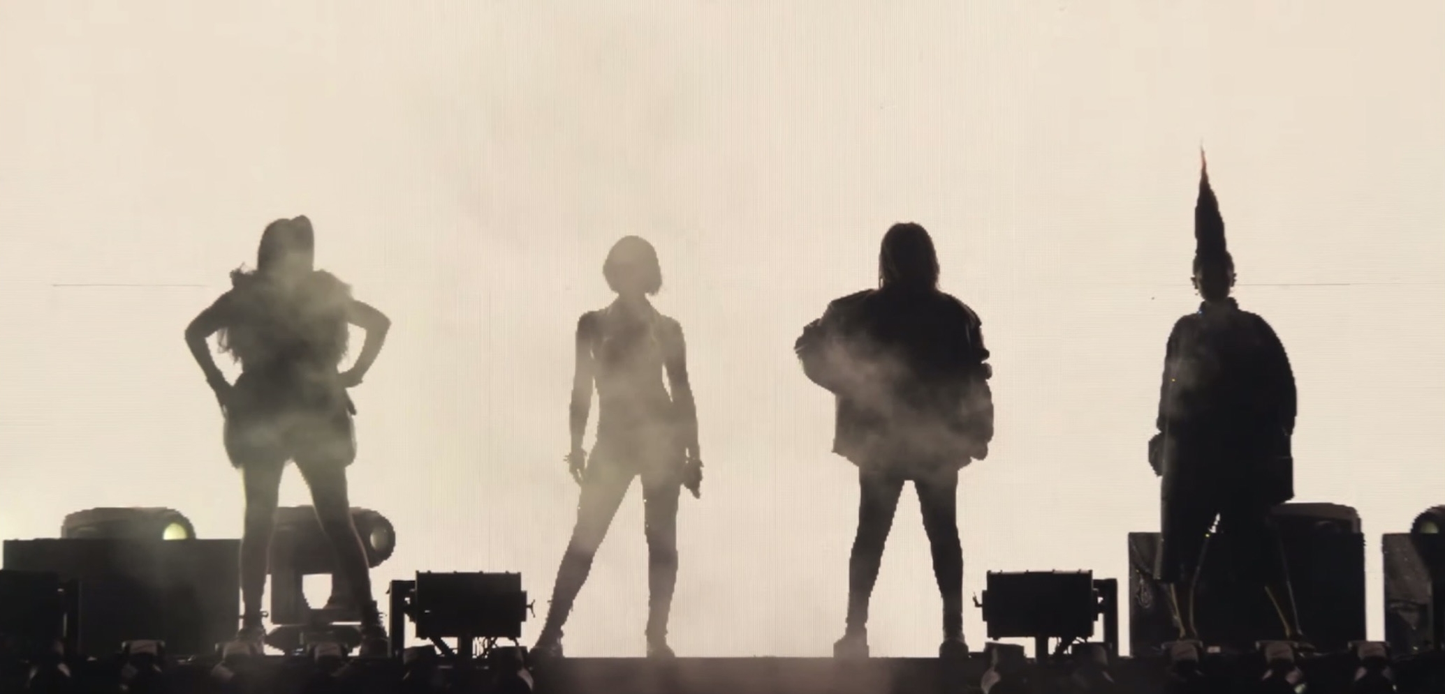 2NE1 reunited at Coachella 2022