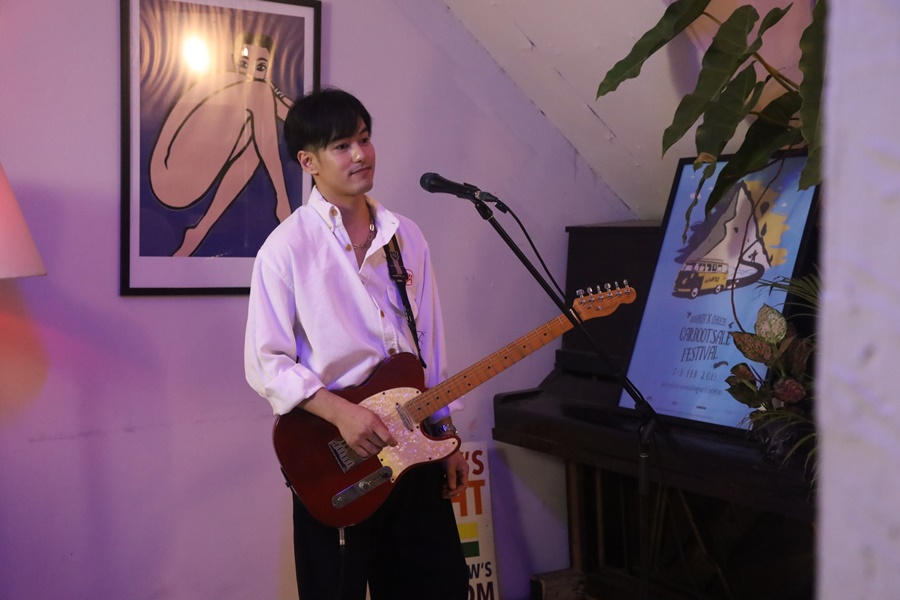 เอย ธนพรรษ์