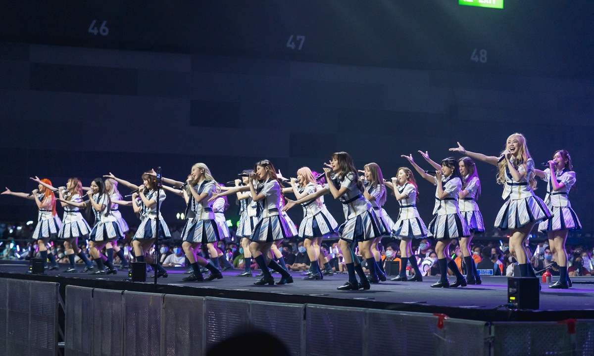 BNK48 ส่งท้ายปีกับ "1st Generation Concert "Dan D'1ion" อำลารุ่น 1 สุดประทับใจ (ภาพ)