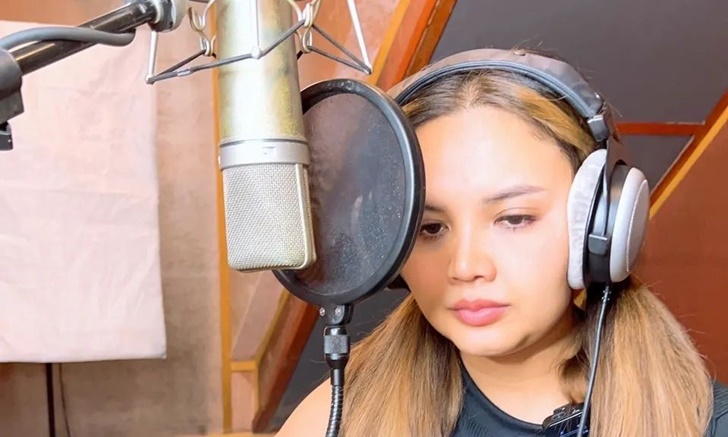 "ตั๊กแตน ชลดา" ร่ายยาวถึง 1 ปีที่ปล่อย 16 เพลง เผยทำหนักจนโดนสั่งเบรค