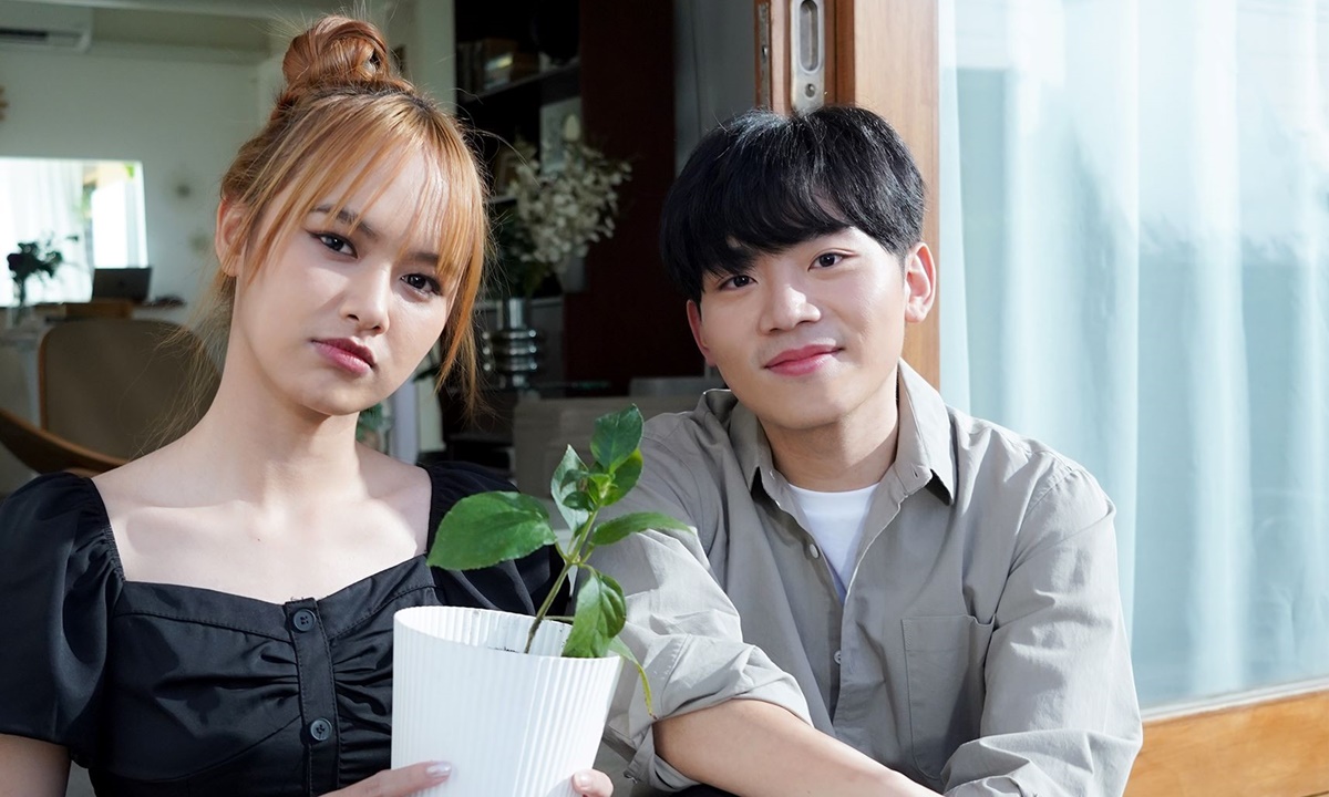 FrenchW คัมแบ็กปล่อยเพลงใหม่ "หน้าจอ" ปิดจบเอ็มวีได้หักมุมไม่ทันตั้งตัว!