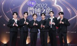BOY STORY รับรางวัล Rising Group of the Year จาก Weibo Night 2022