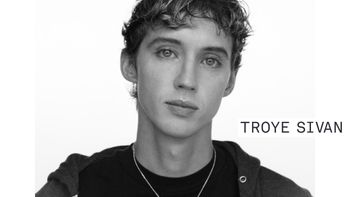 TROYE SIVAN ปล่อยอัลบั้มใหม่ "SOMETHING TO GIVE EACH OTHER"