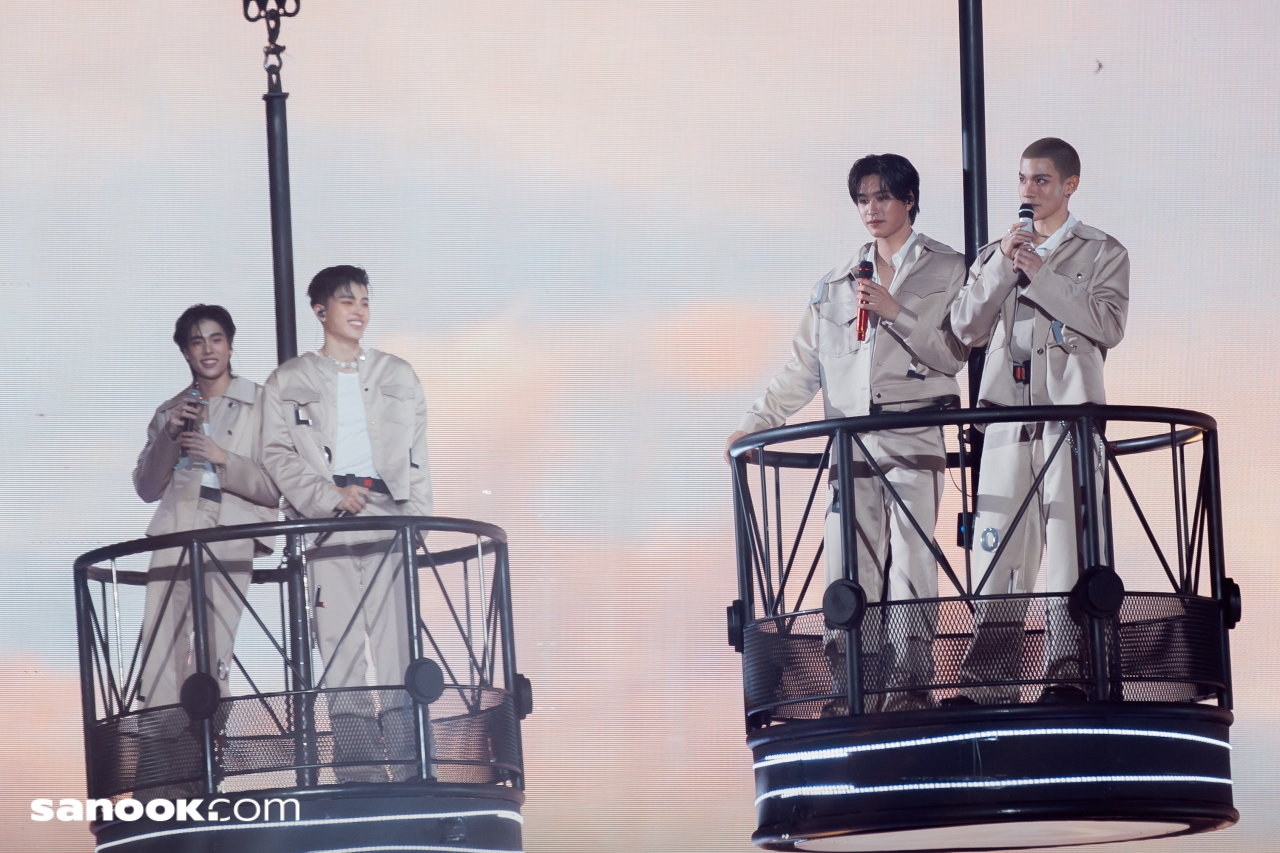 LOVE OUT LOUD FAN FEST 2025 : LOVEMOSPHERE