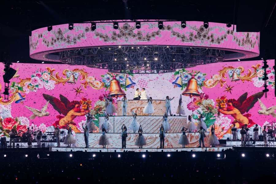 Billkin & PP Krit - The Red Envelope Wedding Concert