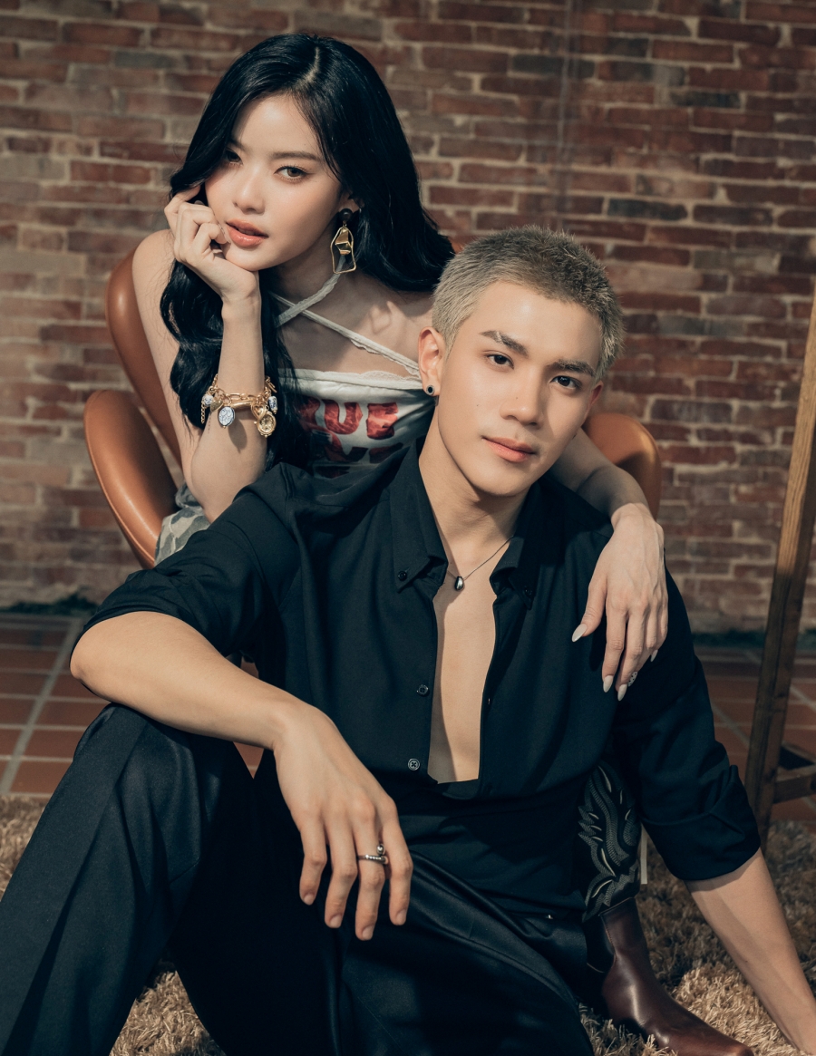 Side To Side - FOURTH feat. MABELZ PiXXiE