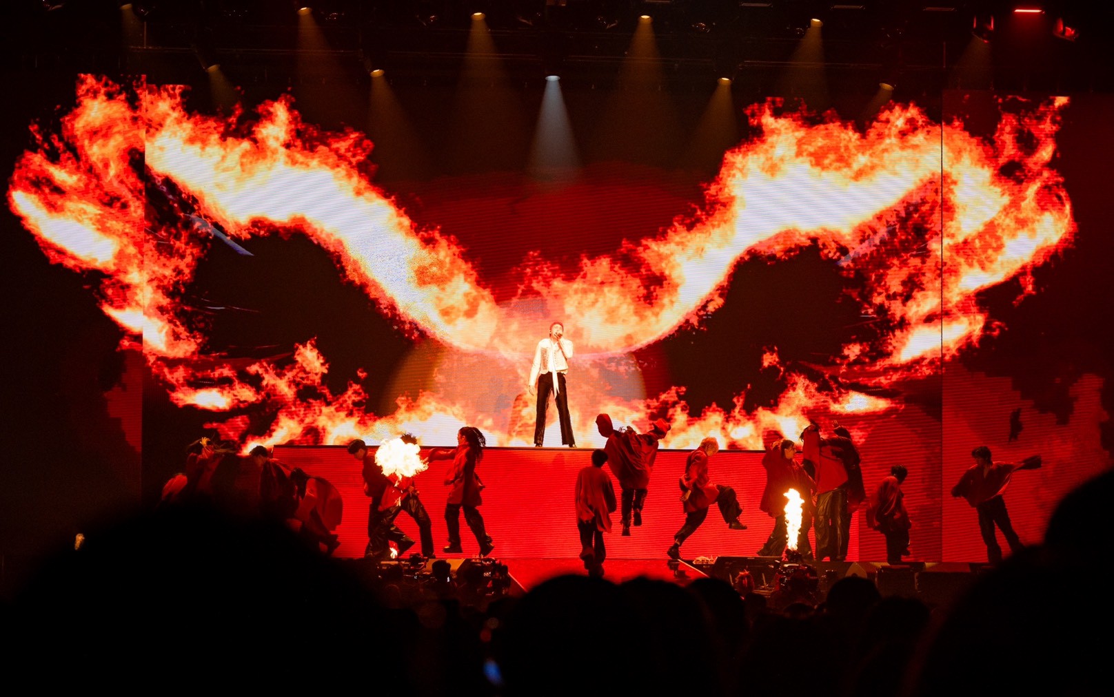 PERSES จัดเต็ม INTO THE ALTERLAND คอนเสิร์ตแรก บัตร Sold Out!