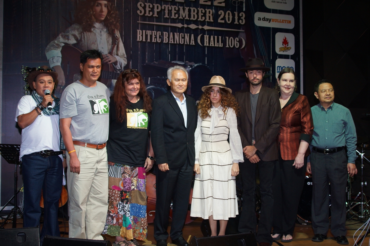 Palmy barefoot Acoustic Concert