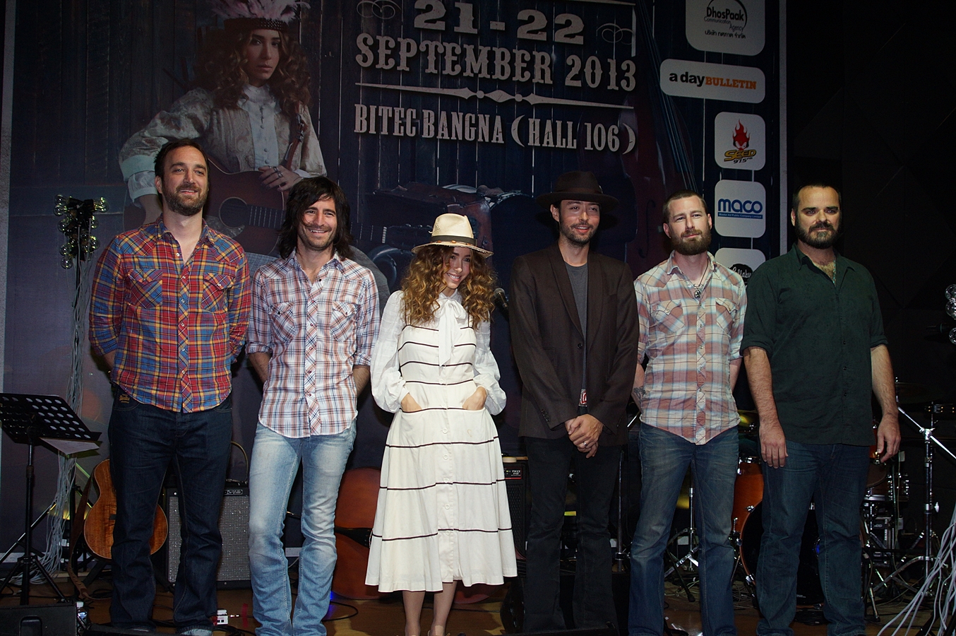 Palmy barefoot Acoustic Concert