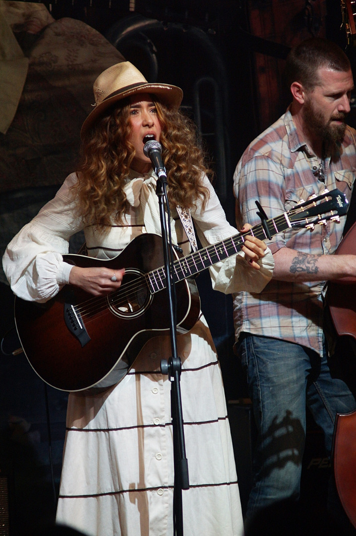 Palmy barefoot Acoustic Concert