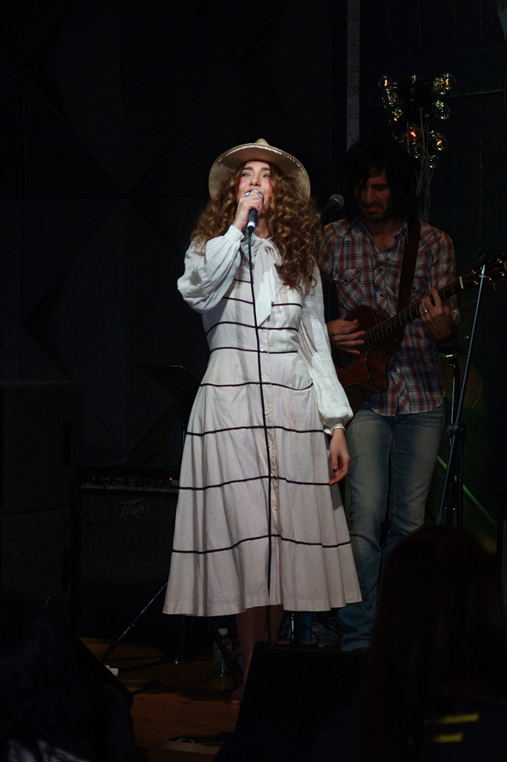 Palmy barefoot Acoustic Concert