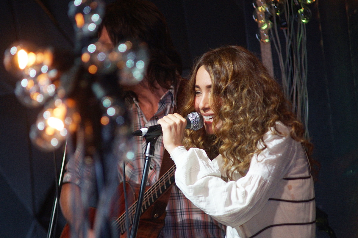 Palmy barefoot Acoustic Concert