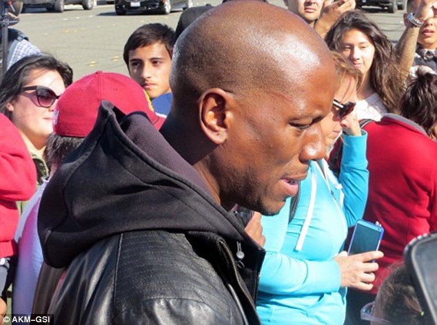 พอล วอล์คเกอร์ ไทรีส RZA