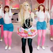 ็Hello Kitty Avril Lavigne