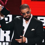 Drake at American Music Awards 2016