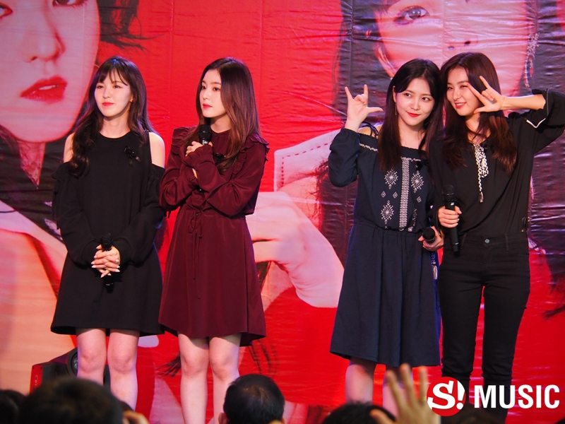Red Velvet Special Fan Signing Event in Bangkok 2017