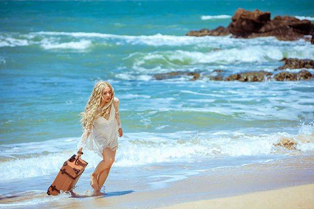 MV DEEP END - พลอยชมพู