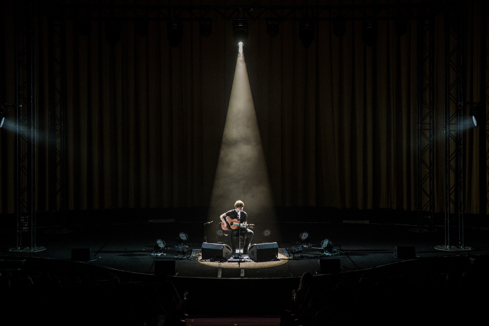 Jake Bugg Solo Acoustic Tour Live in Bangkok 2018