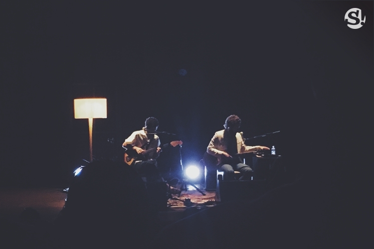 ความนุ่มละไมในห้องนั่งเล่นแห่งเสียงเพลงของ “HYHBKK Live! with Devendra Banhart Solo”
