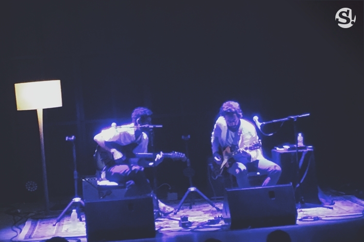 ความนุ่มละไมในห้องนั่งเล่นแห่งเสียงเพลงของ “HYHBKK Live! with Devendra Banhart Solo”