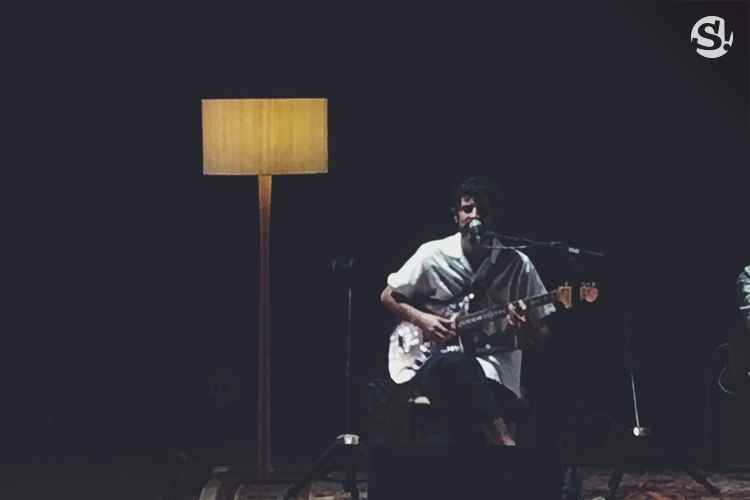 ความนุ่มละไมในห้องนั่งเล่นแห่งเสียงเพลงของ “HYHBKK Live! with Devendra Banhart Solo”