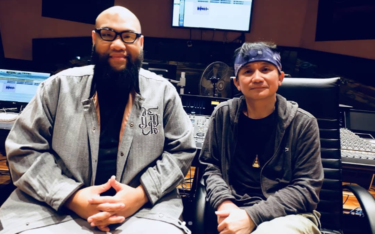 ฟักกลิ้ง ฮีโร่