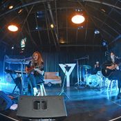 “The Yers” กับบทเพลงร้าวราน ท่ามกลางเม็ดฝนโปรยปรายใน “Cry Secret Session”