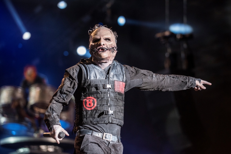 ปะทะเดือด! “Corey Taylor” แห่ง Slipknot ด่า “Adam Levine” ว่า “ไอ้งั่ง!”