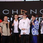 4 คอนเสิร์ตไซส์บิ๊กเปิดตัว “CHANGE2561 SHOWBIZ” กุมบังเหียนความสนุกโดย “ฉอด สายทิพย์”