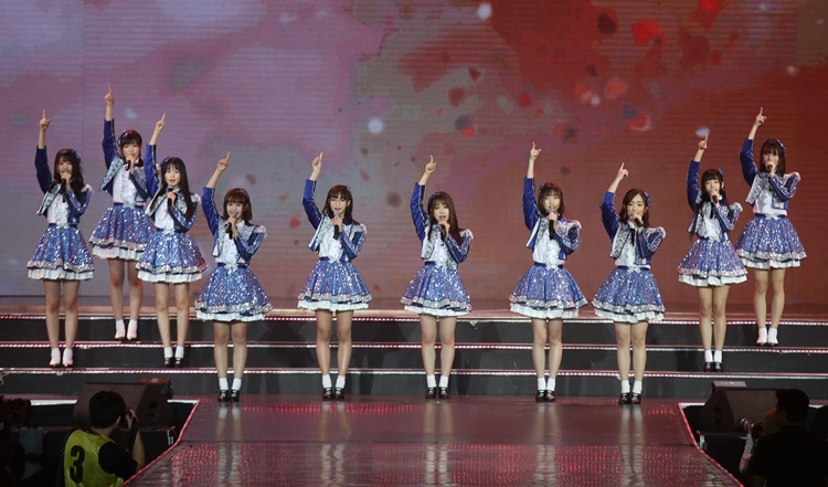 AKB48 Team SH